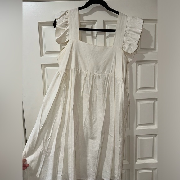EUC Ivory Dress - Picture 2 of 5